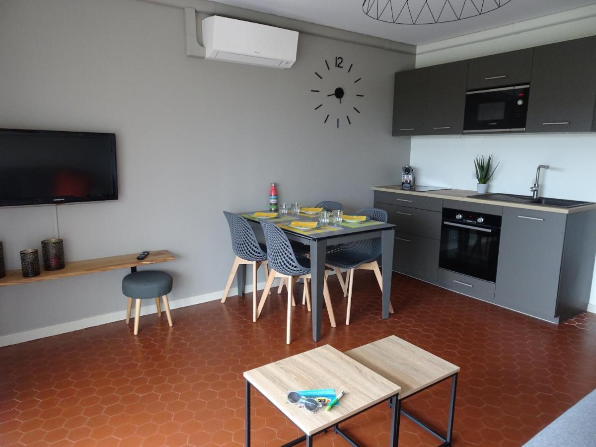 T3 150 M De La Plage, Climatisation, Piscine Et Parking Privatif - Le Lavandou Exterior foto